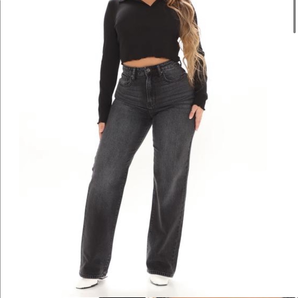 NWT Black Straight Leg Jeans, Size 5